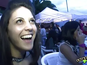 Asiático adolescente ...